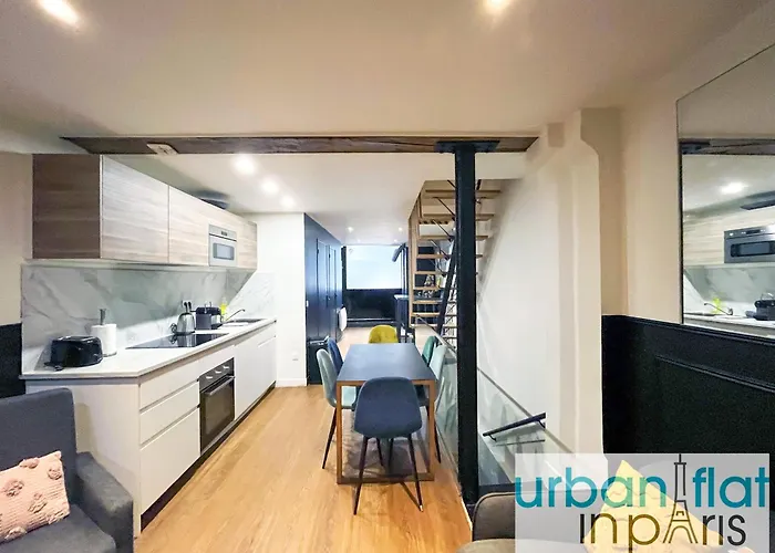 Urban Flat 31 - Charming Triplex In Paris